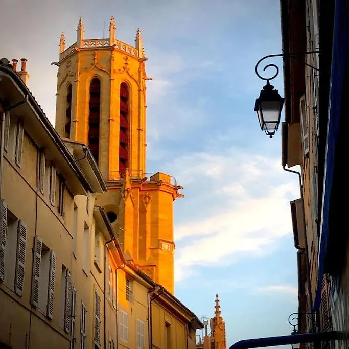 Lägenhet Appartement Vieille Ville 55 M2 Avec Terrasse 16M2 Et 2Chambres Vraie Climatisation Aix-en-Provence