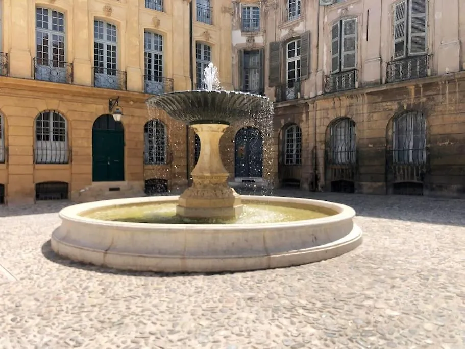 Appartement Vieille Ville 55 M2 Avec Terrasse 16M2 Et 2Chambres Vraie Climatisation Aix-en-Provence Lägenhet